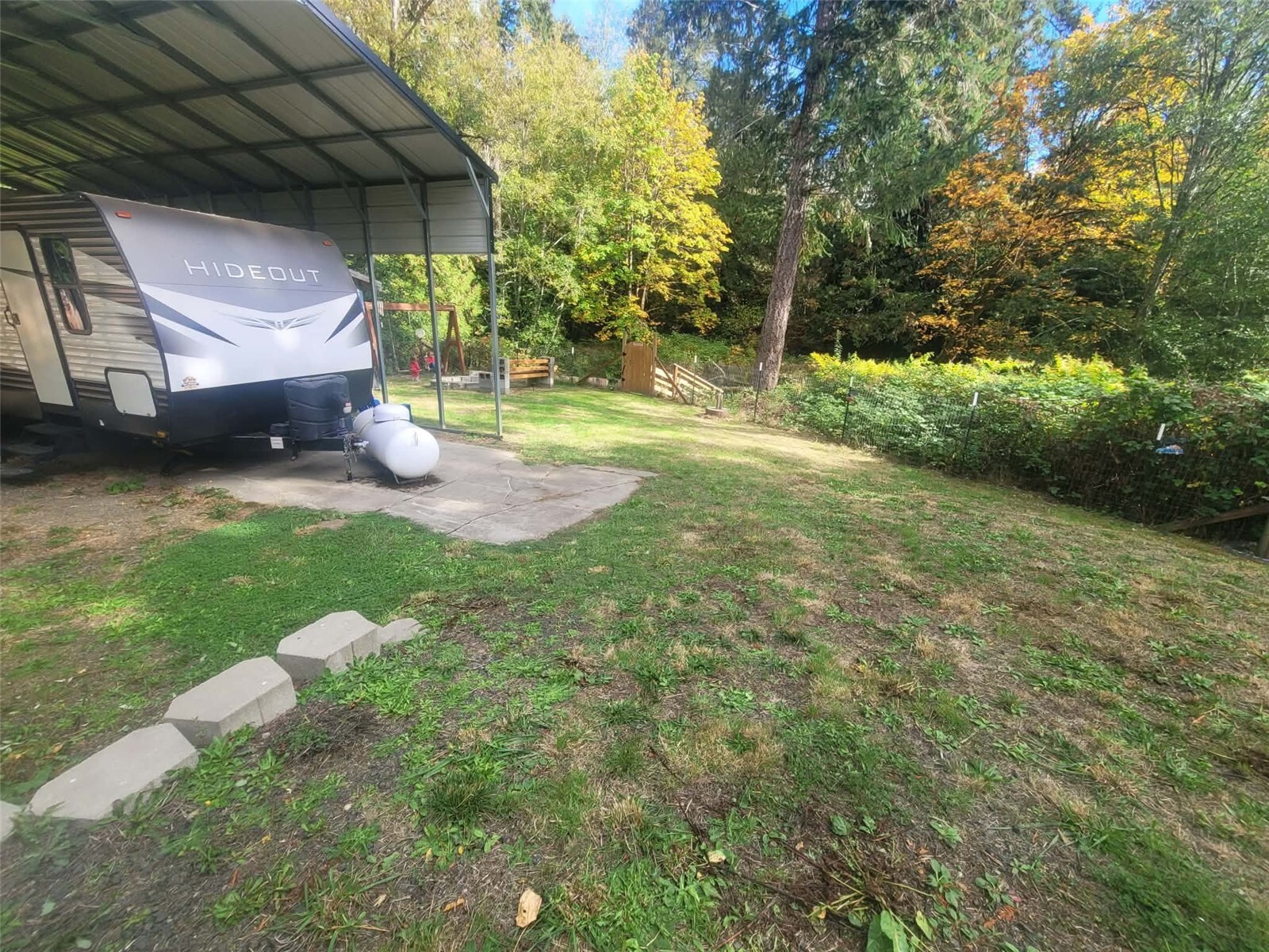 311 E Sherwood Creek Road Property Photo 15