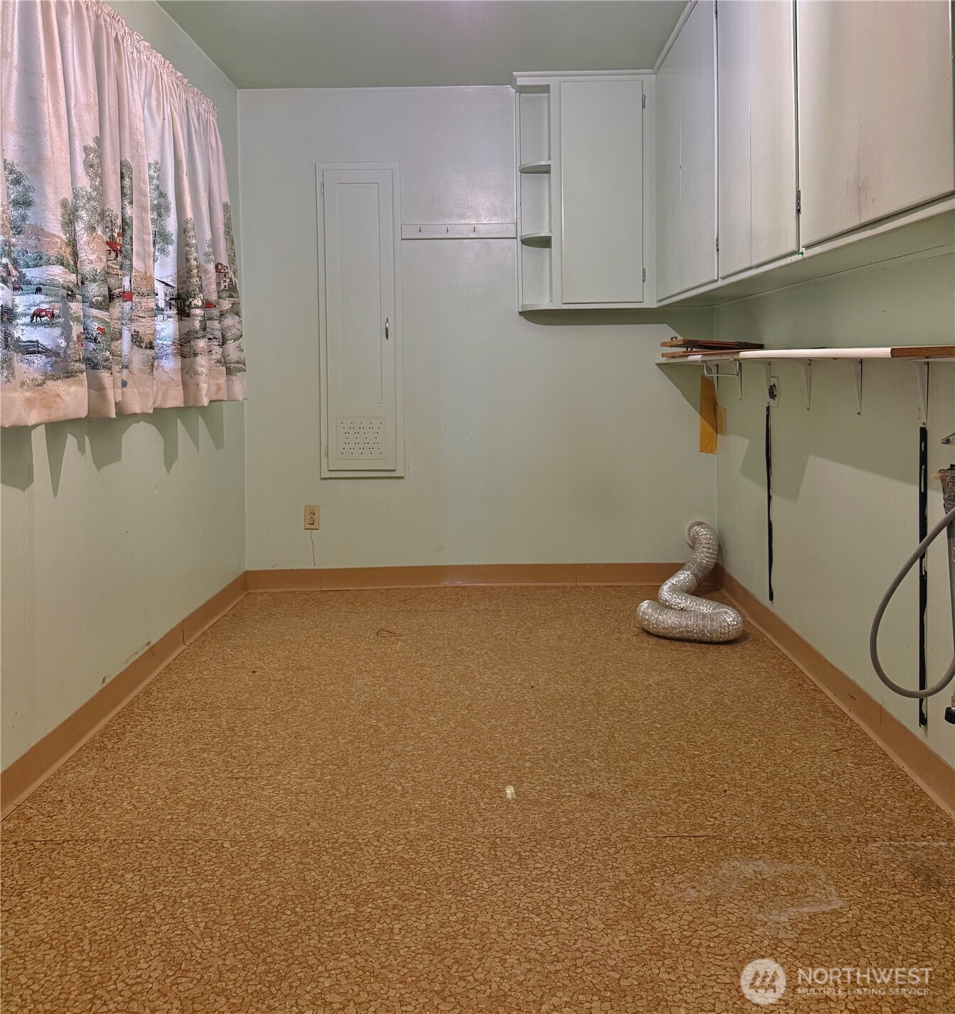 4434 Sr 21 Property Photo 6