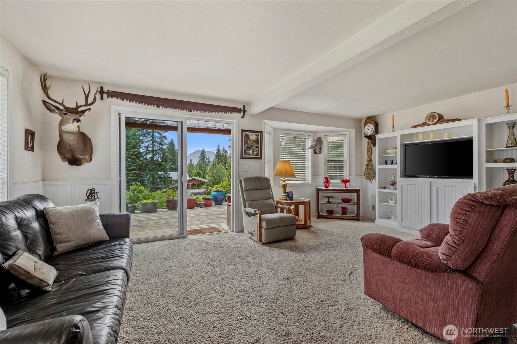 2534 Sumac Lane Property Photo 5