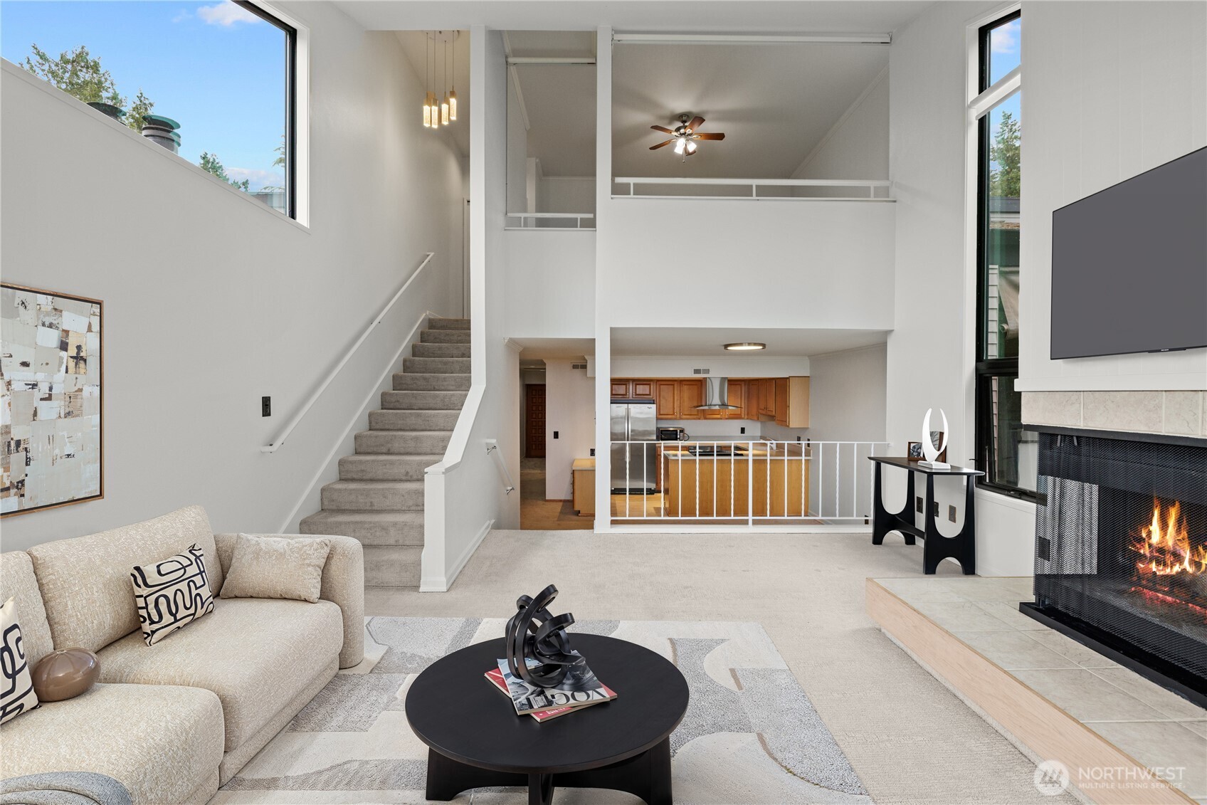 11226 Ne 68th Street E Property Photo 17