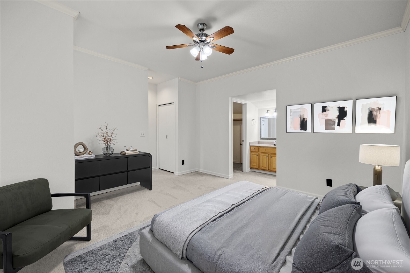 11226 Ne 68th Street E Property Photo 27