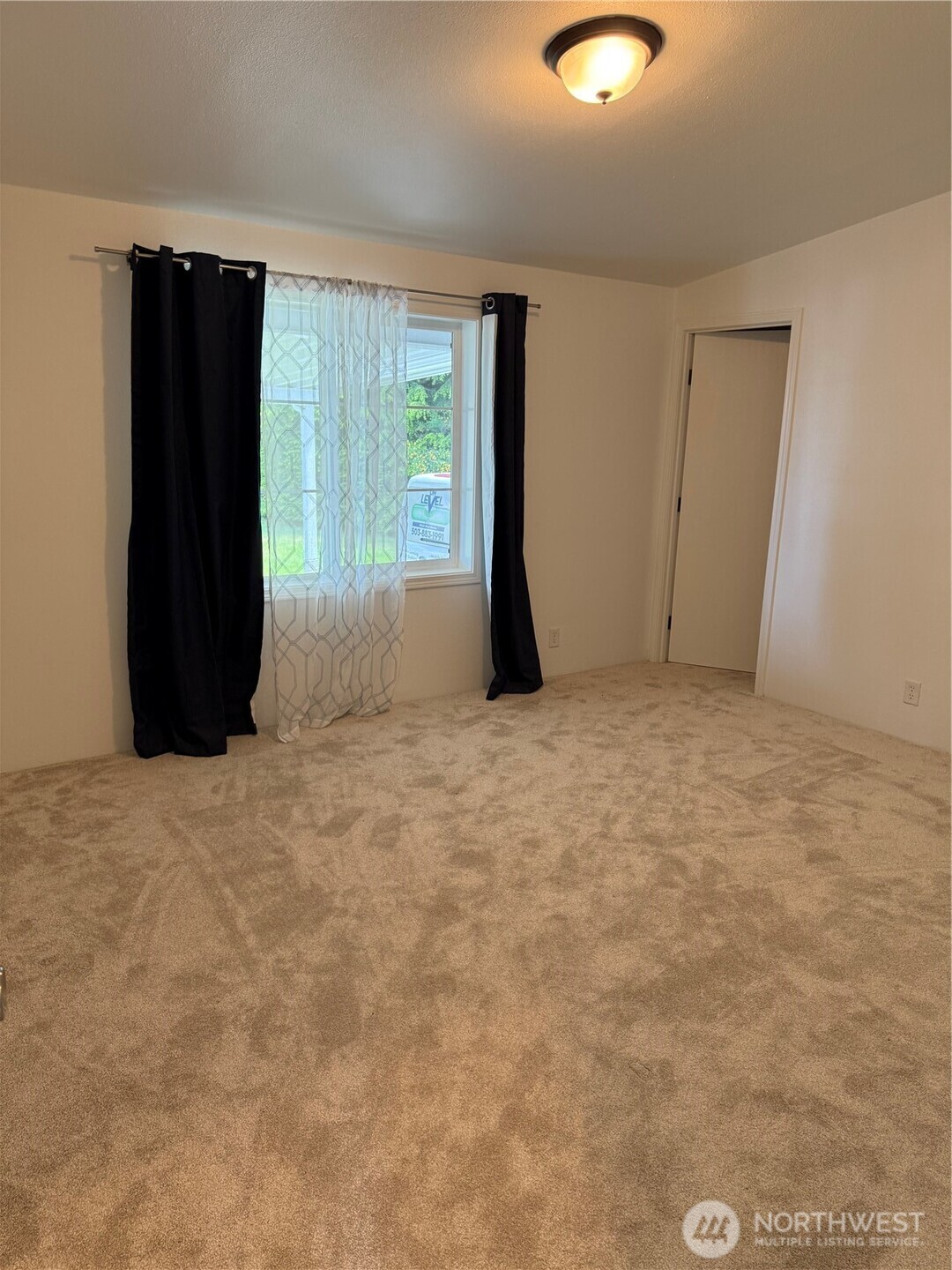 77 Clemons Road 105 Property Photo 18