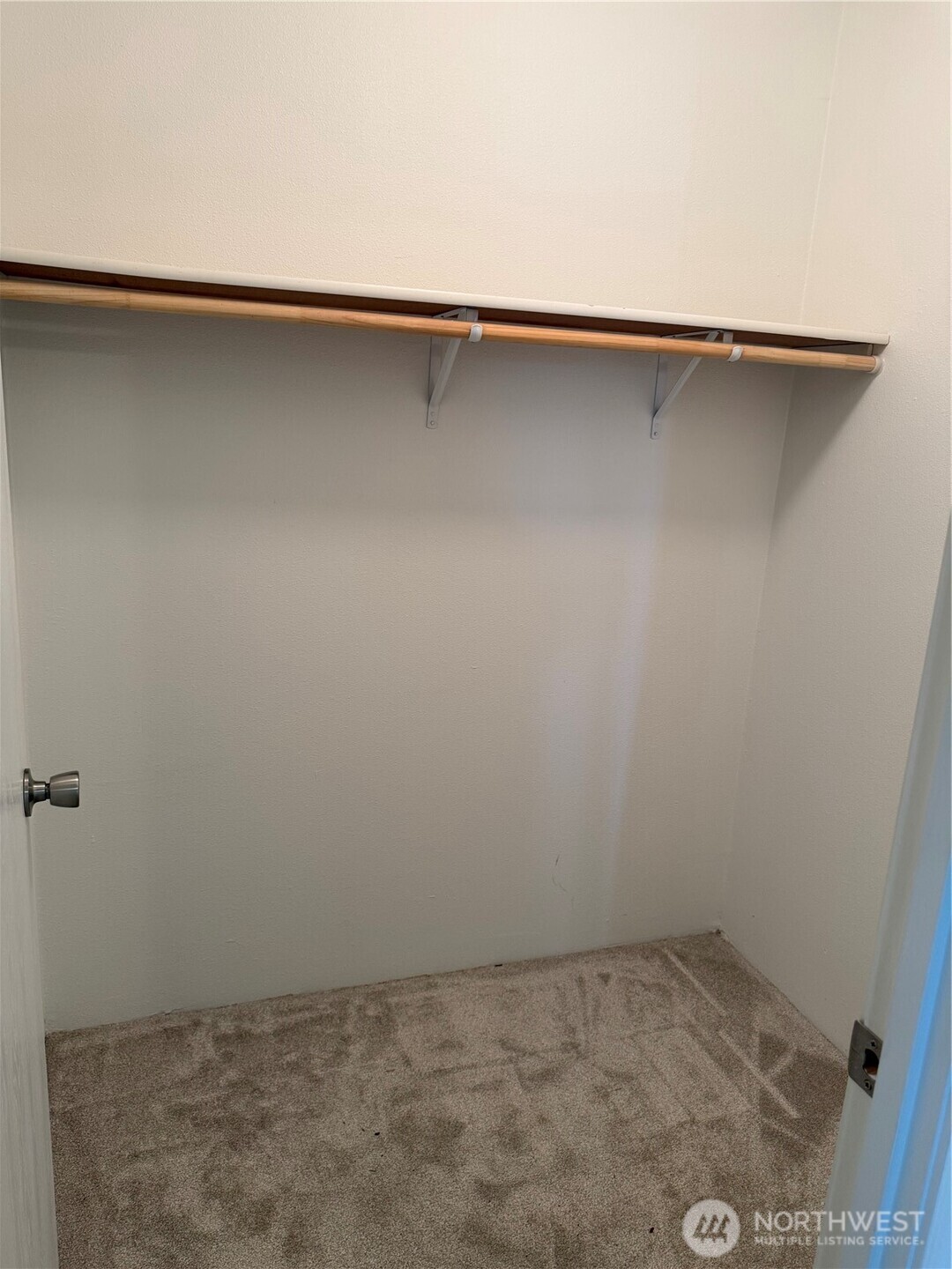 77 Clemons Road 105 Property Photo 19