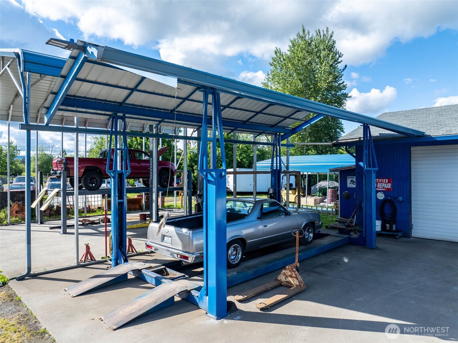 10430 Case Road Property Photo 4