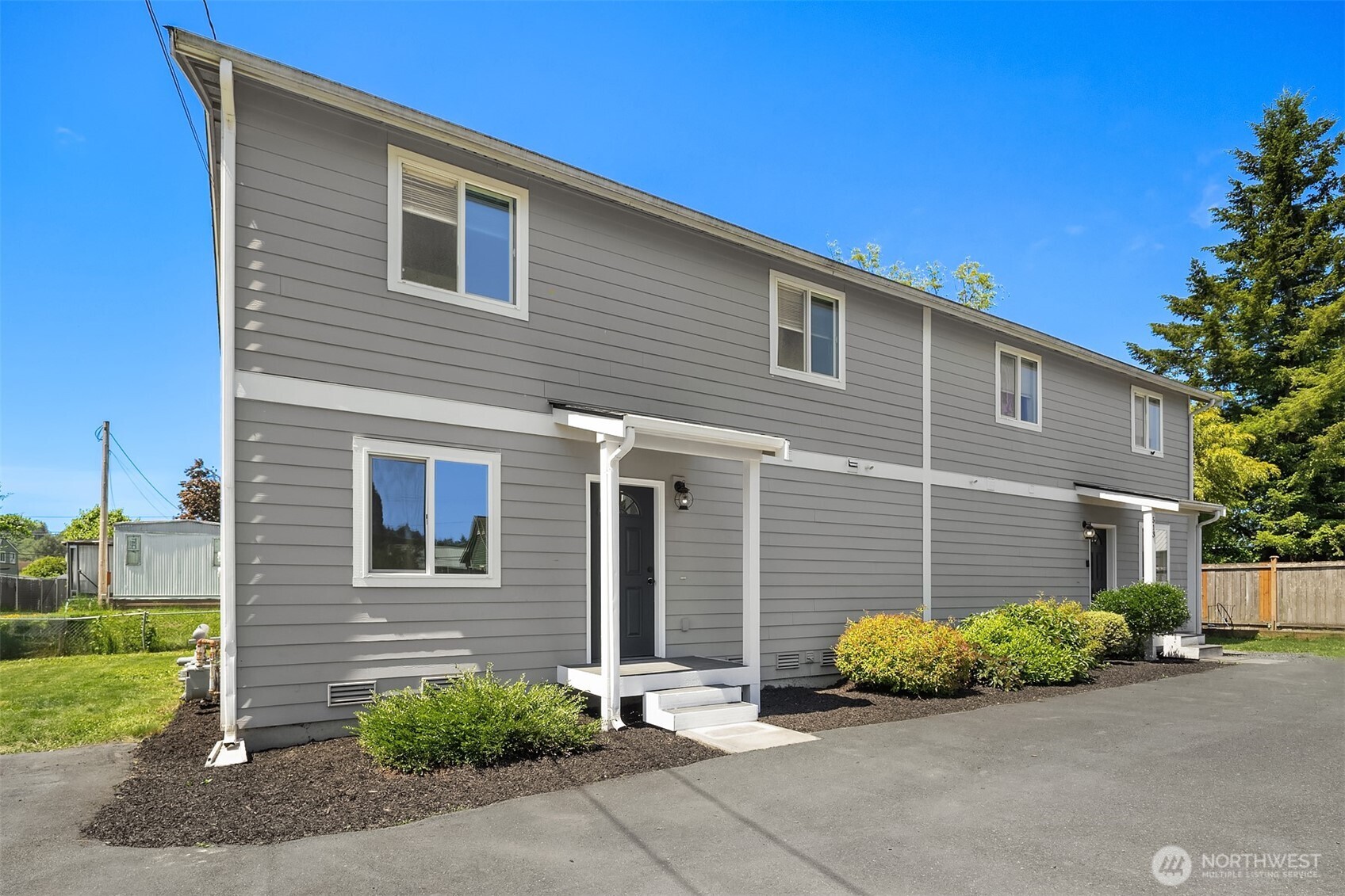 513 4th Street Property Photo 1