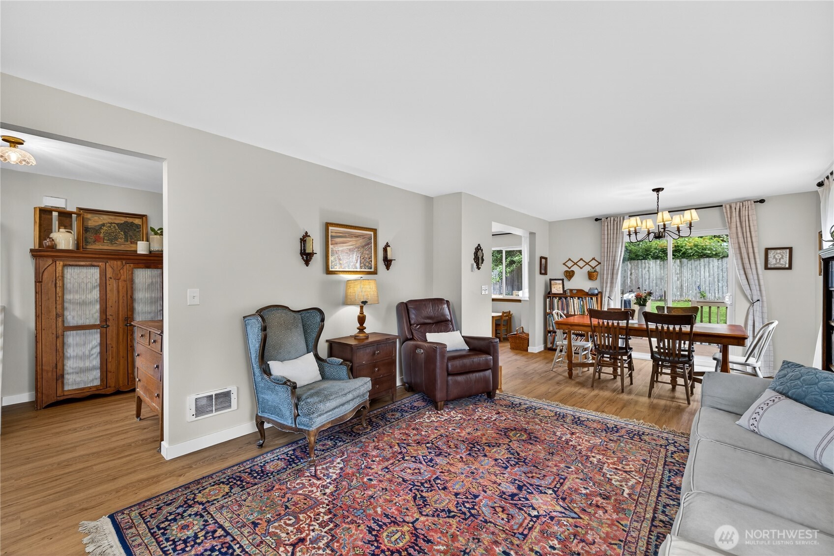 1293 Halsey Drive Property Photo 7