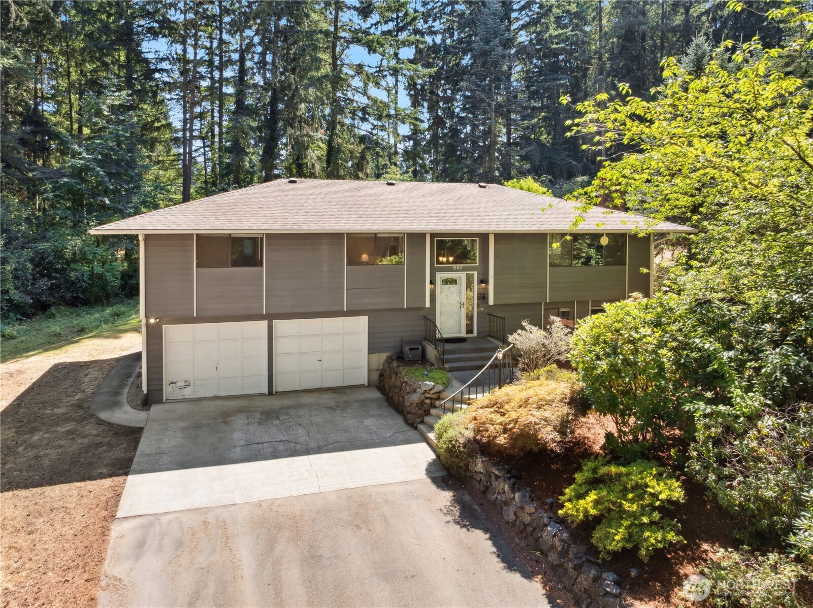 9102 149th Street Property Photo 1