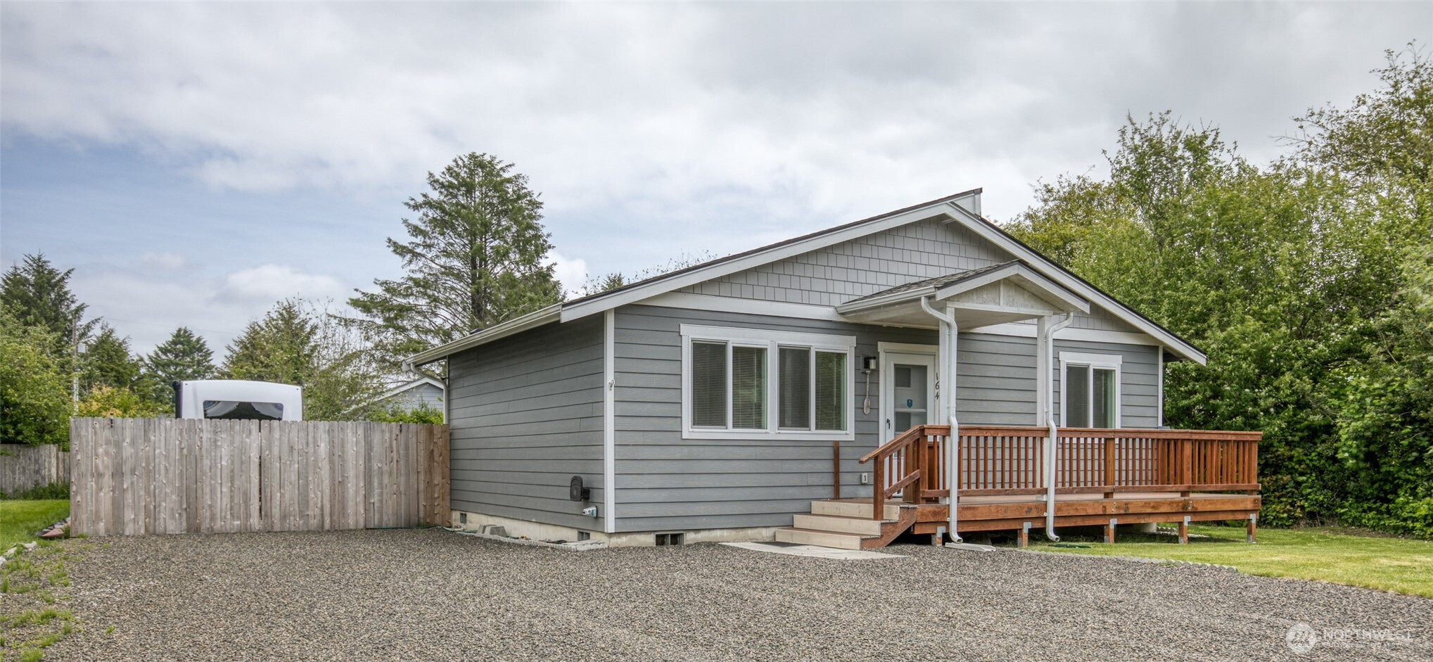 164 N Oar Loop Property Photo 1