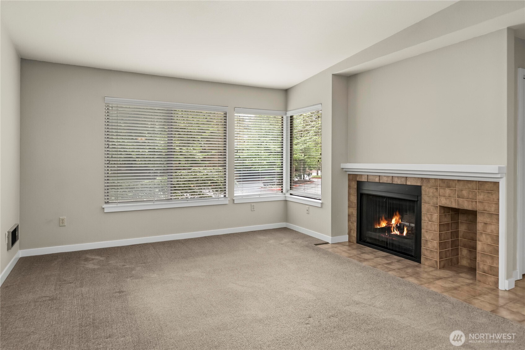 1300 Bellevue Way 2 Property Photo 8