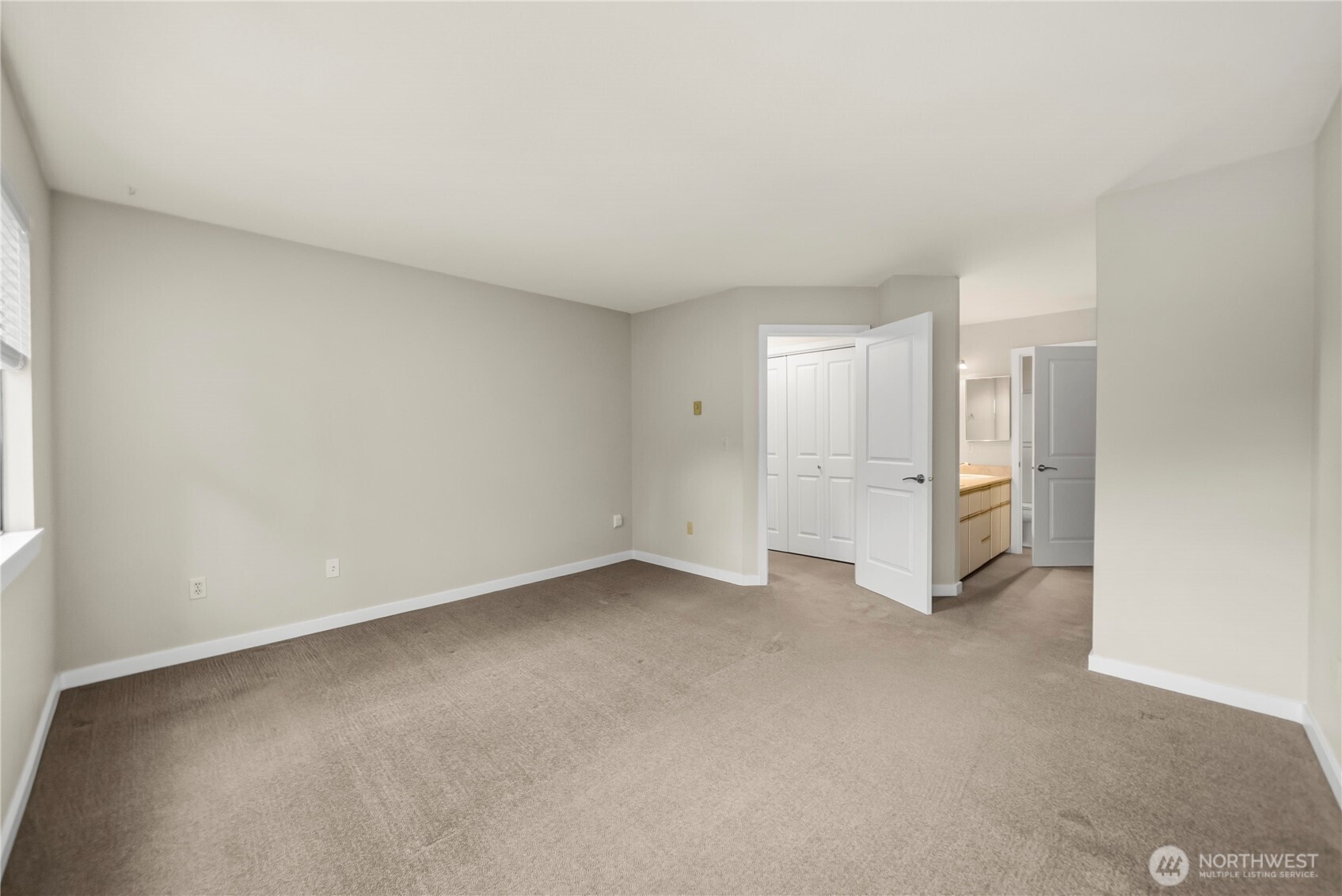 1300 Bellevue Way 2 Property Photo 22