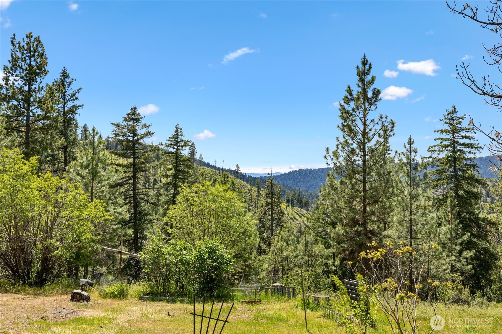 502 Harkness Road Property Photo 4