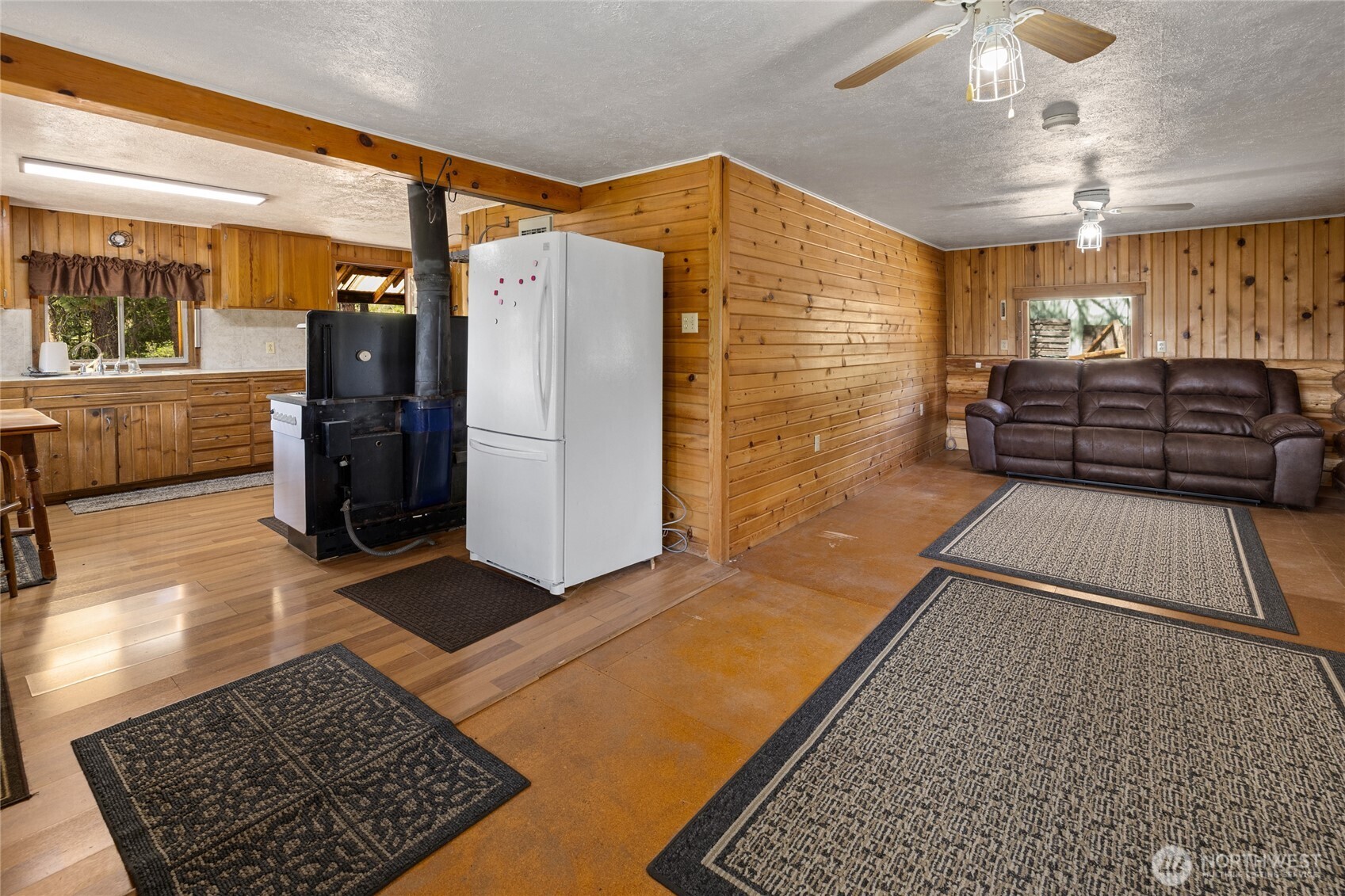 502 Harkness Road Property Photo 8