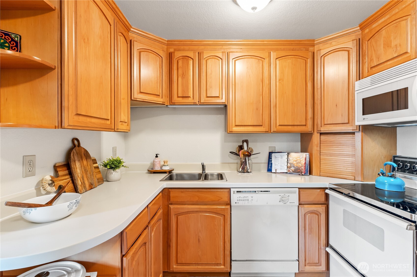 2619 Rucker Avenue 2 Property Photo 10