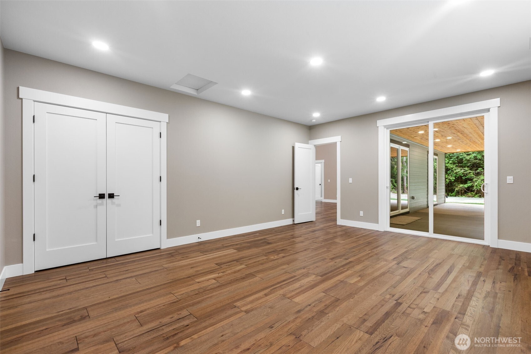 8845 80th Lane Property Photo 14
