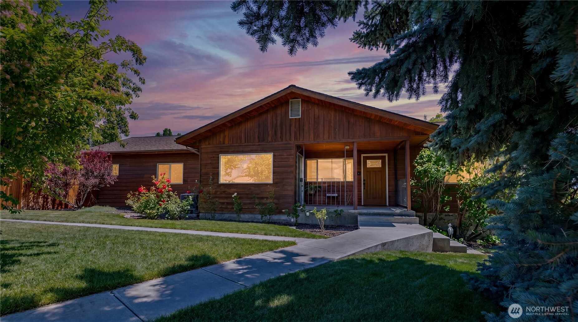 100 Omak Airport Road Property Photo 2