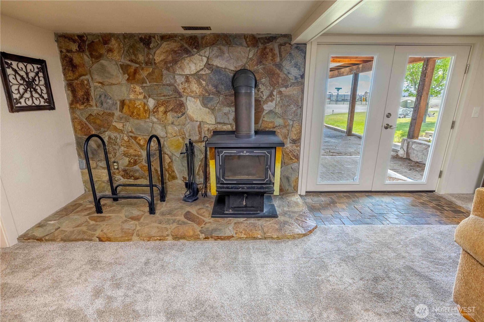 100 Omak Airport Road Property Photo 17
