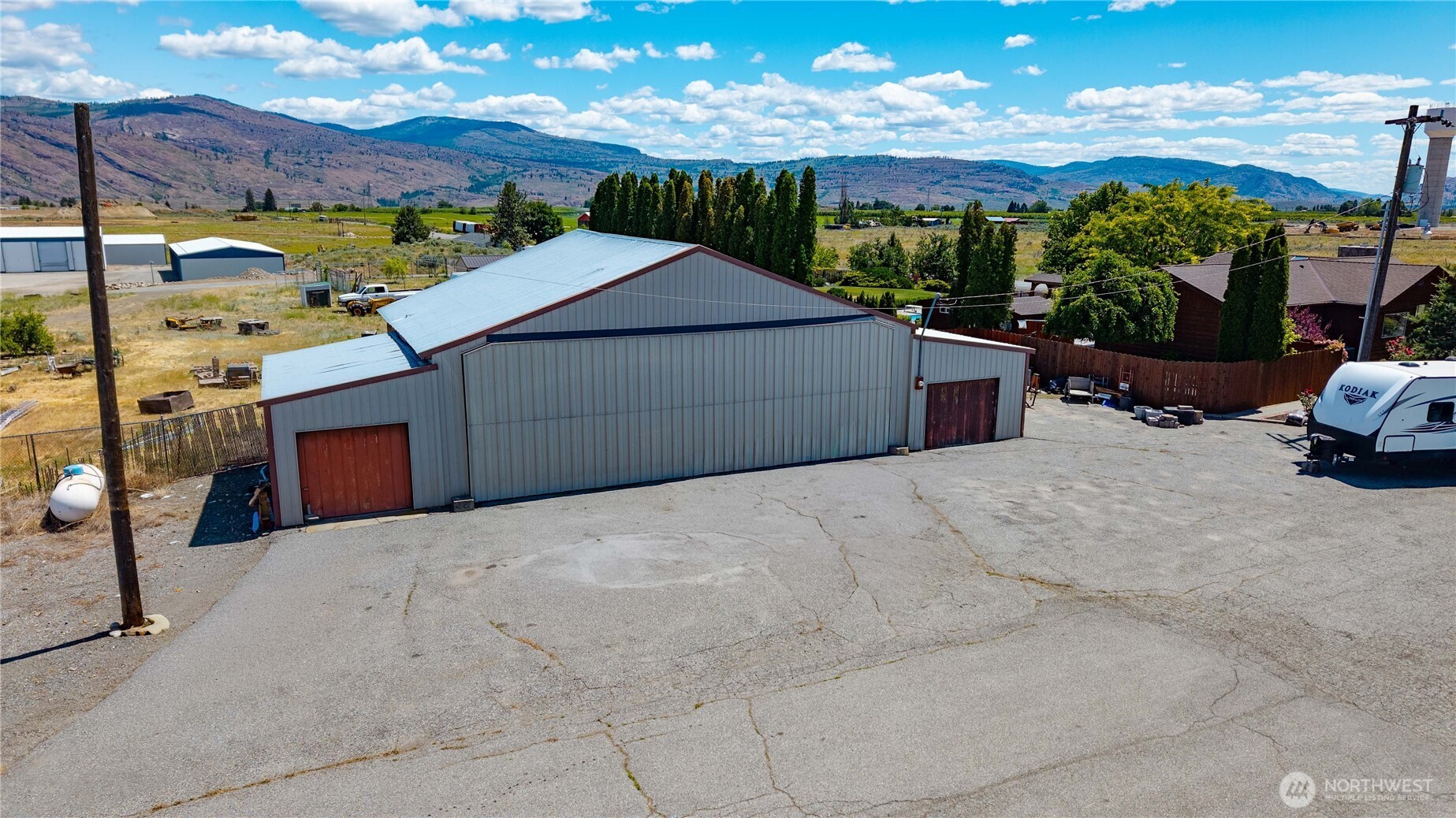 100 Omak Airport Road Property Photo 25