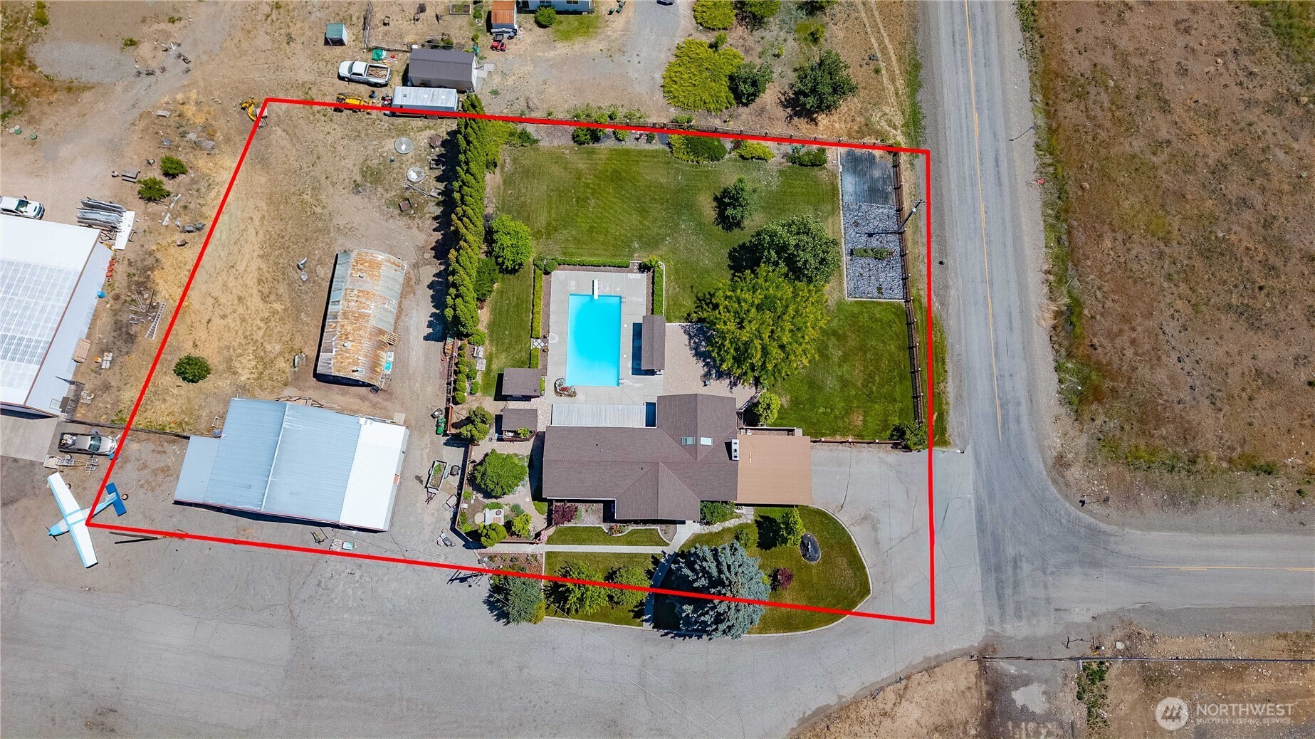 100 Omak Airport Road Property Photo 27