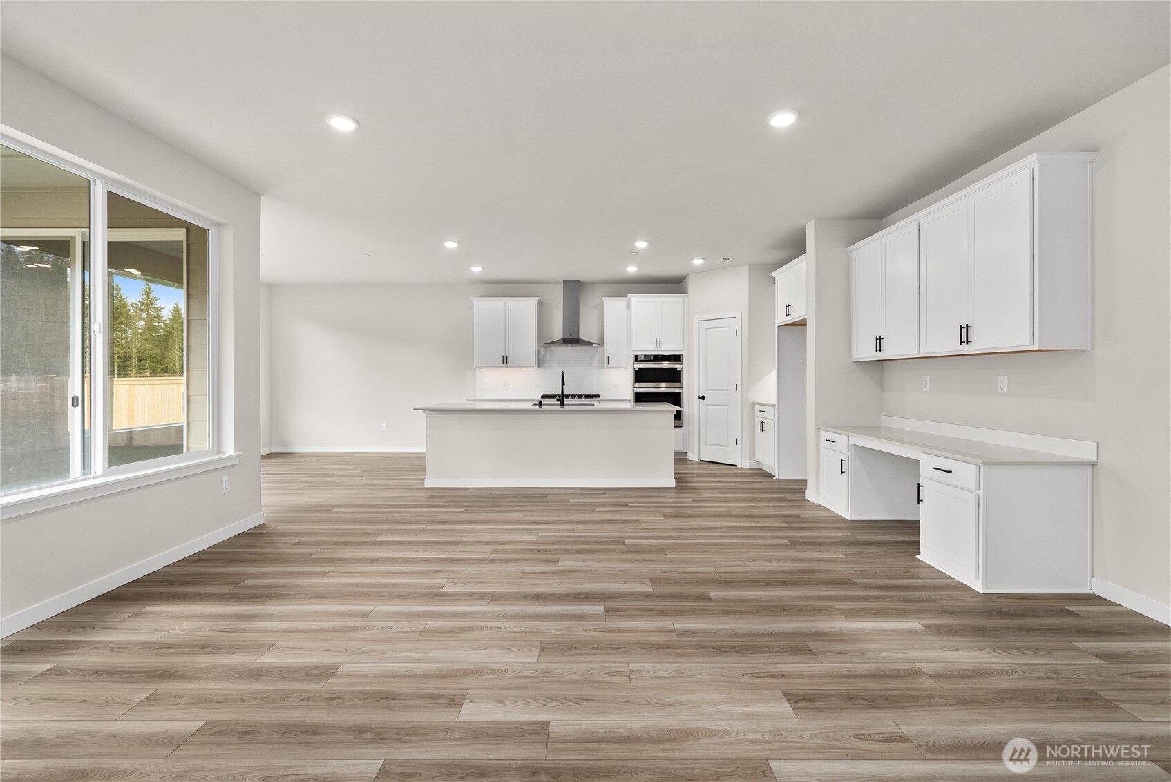 3946 Flat Top Drive Property Photo 4