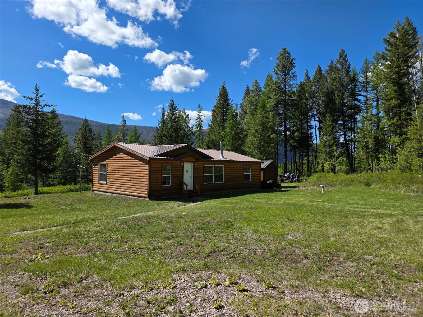 393 Summer Road Property Photo 15