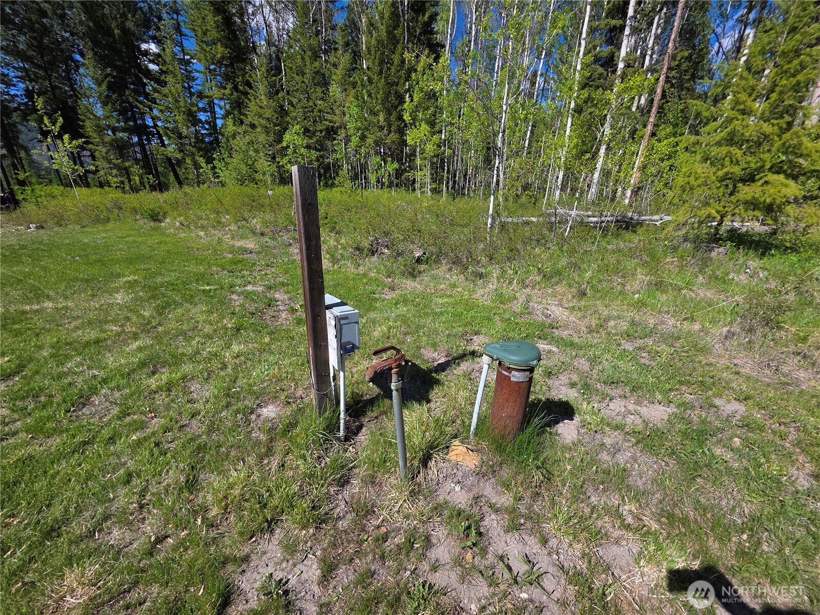 393 Summer Road Property Photo 27