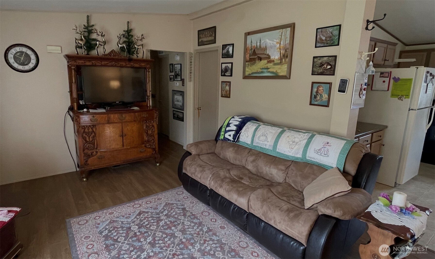 3 Sand Flat Rd Property Photo 6
