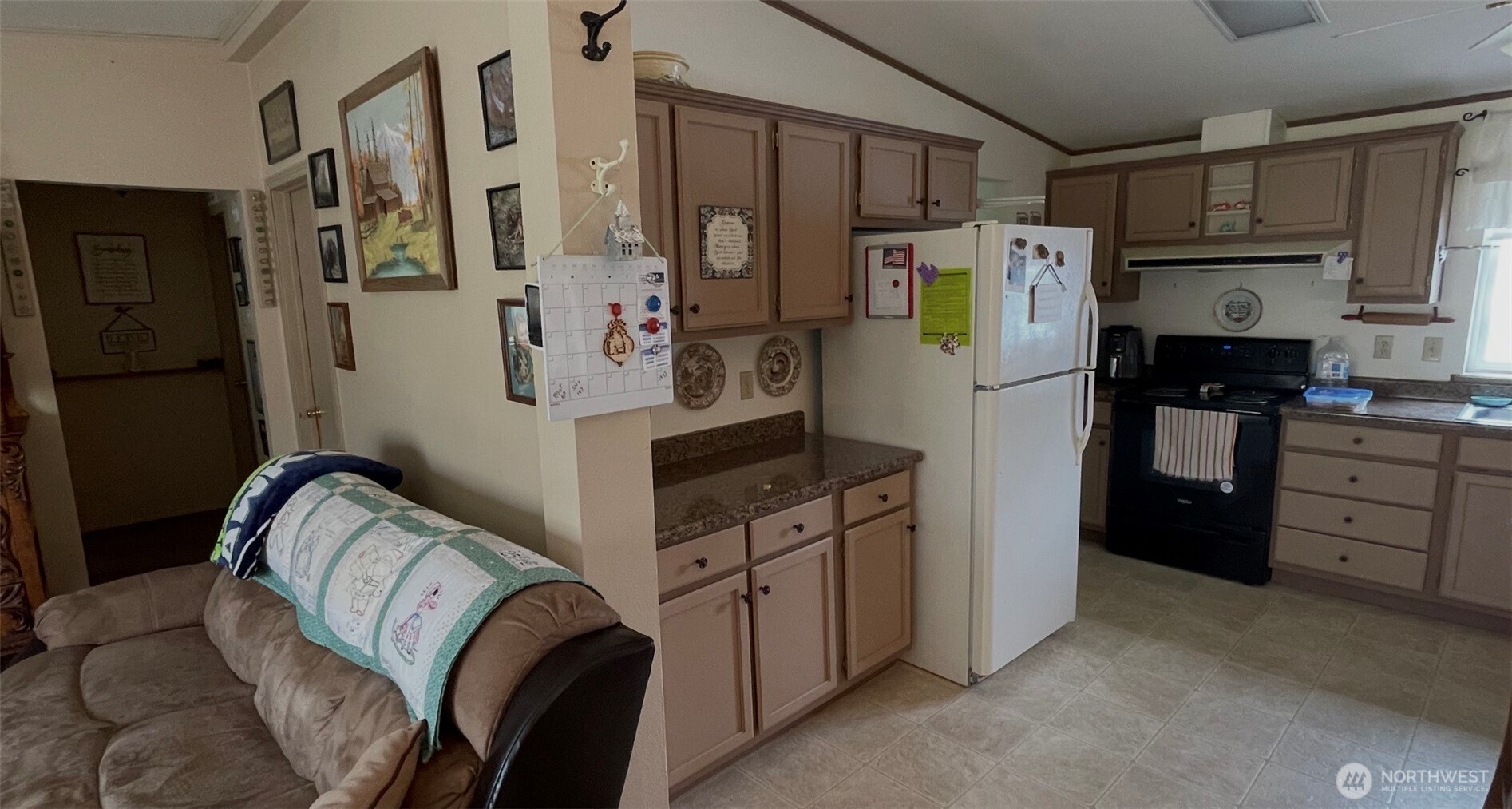 3 Sand Flat Rd Property Photo 8