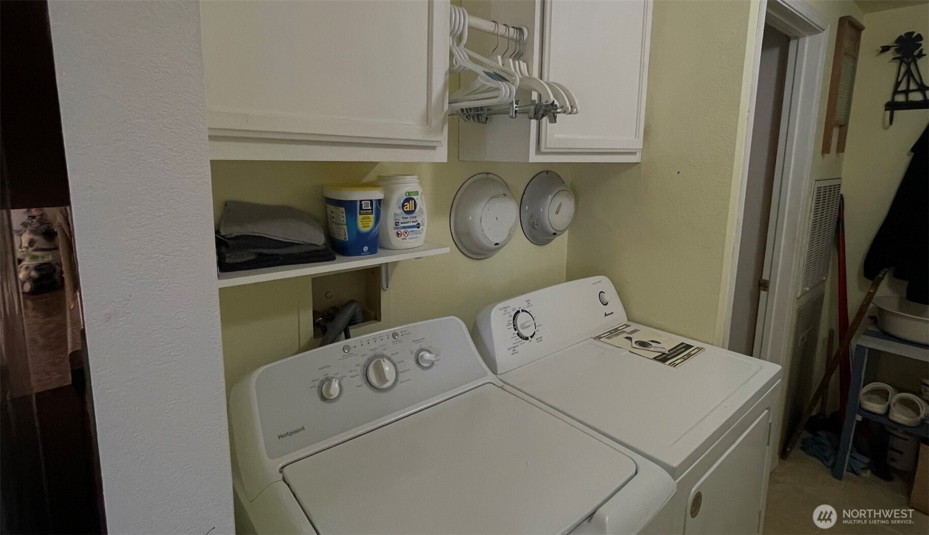 3 Sand Flat Rd Property Photo 18