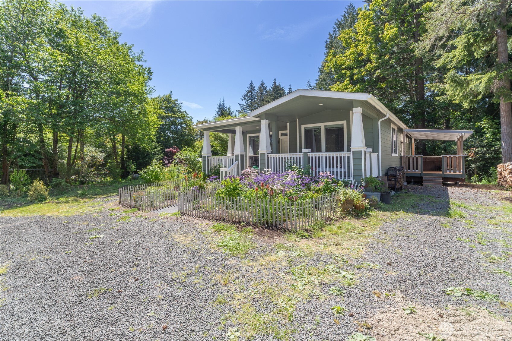 290 Werner Road Property Photo 3