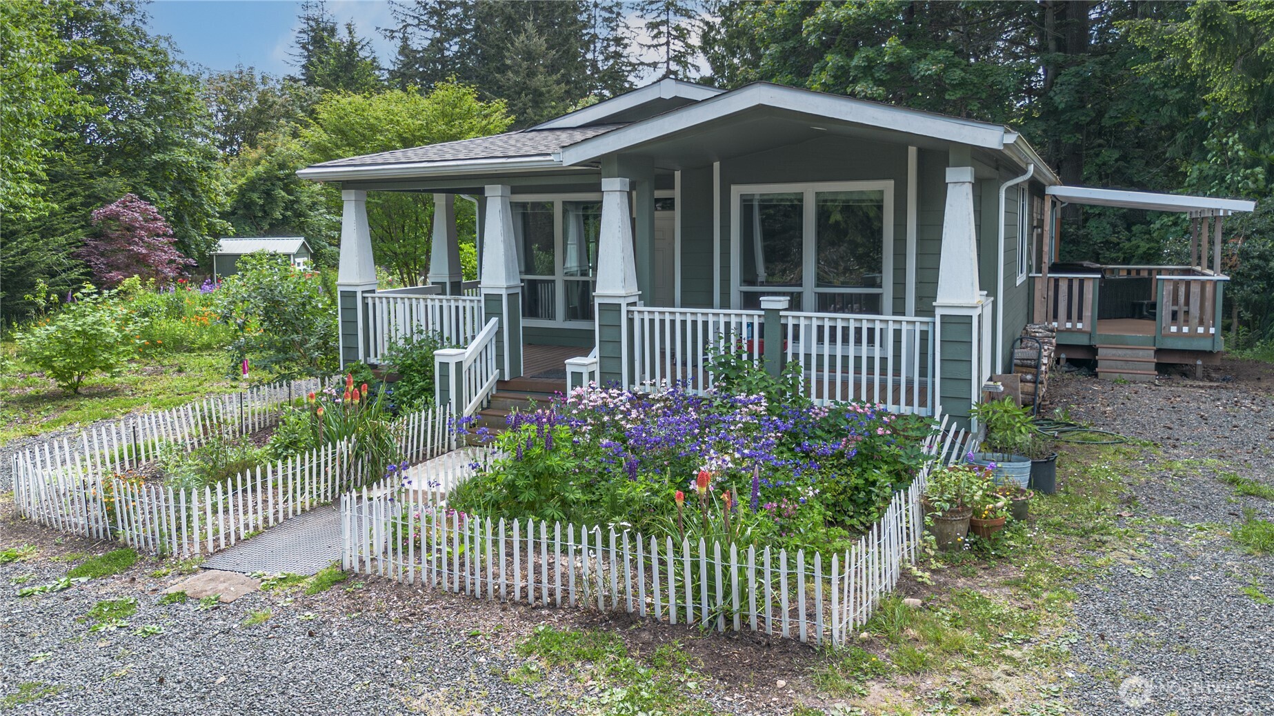 290 Werner Road Property Photo 4