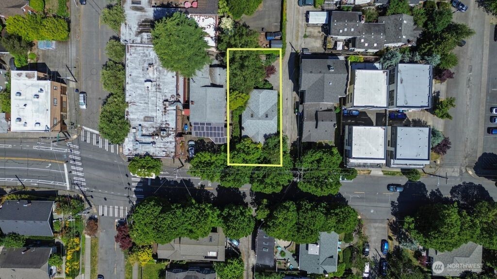 2012 Ne 65th Street Property Photo 14