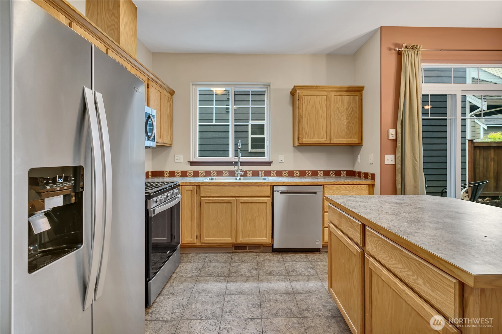 15312 14th Avenue Property Photo 3