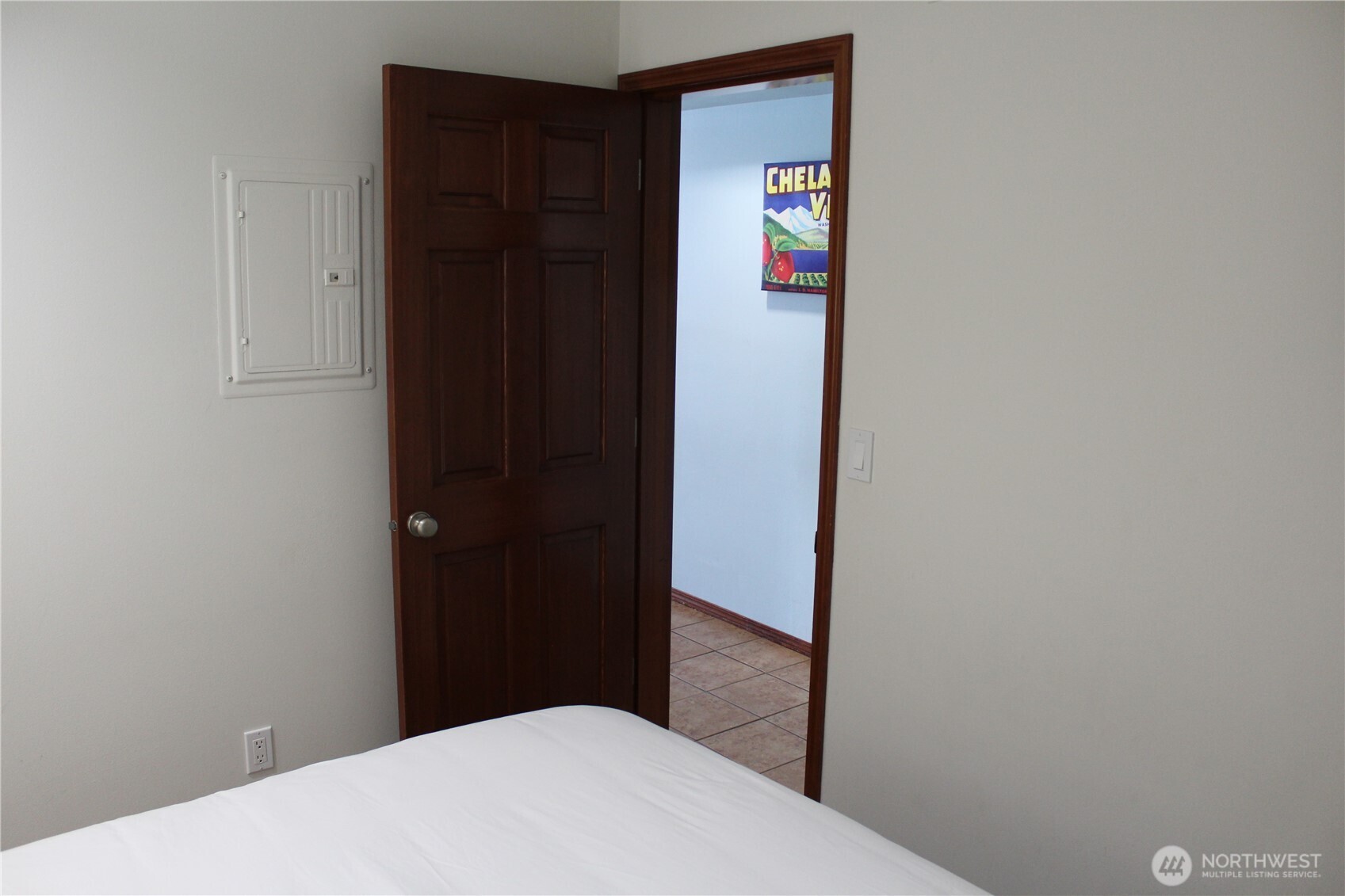322 W Woodin Avenue 527 Property Photo 25