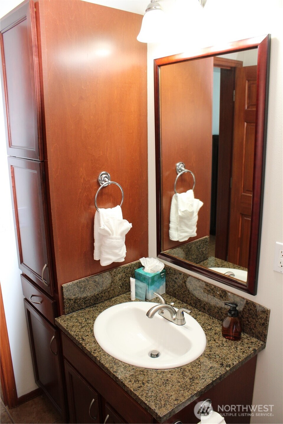 322 W Woodin Avenue 527 Property Photo 27