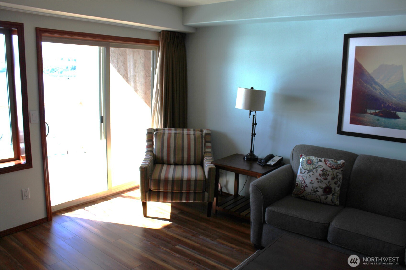 322 W Woodin Avenue 527 Property Photo 33