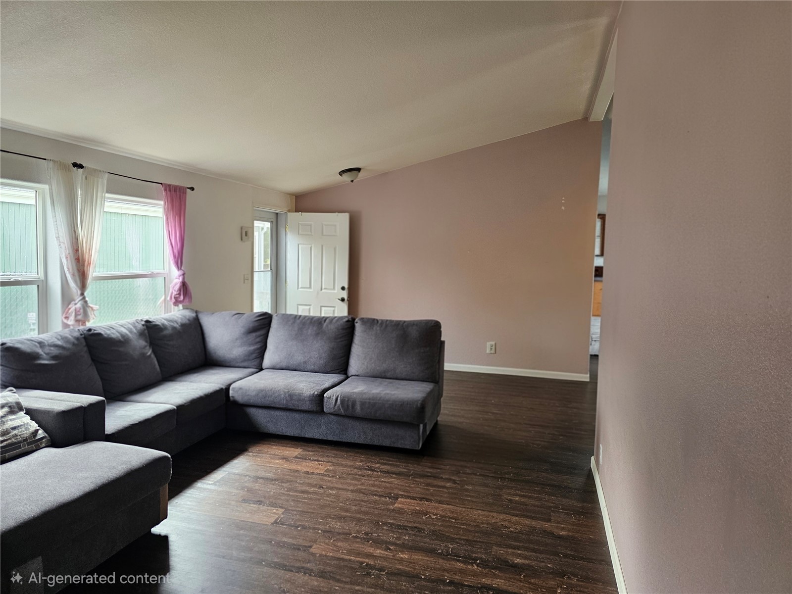 201 W Oakview Avenue 8 Property Photo 3