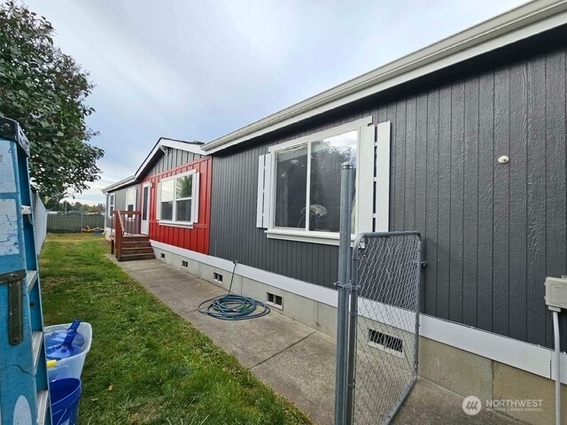 201 W Oakview Avenue 8 Property Photo 3