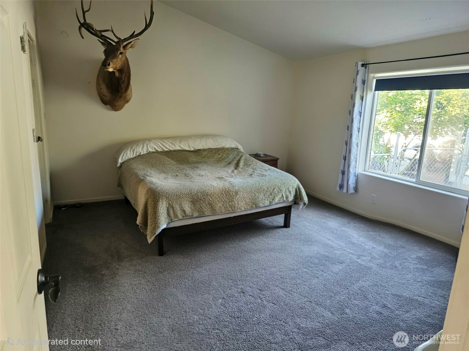 201 W Oakview Avenue 8 Property Photo 9