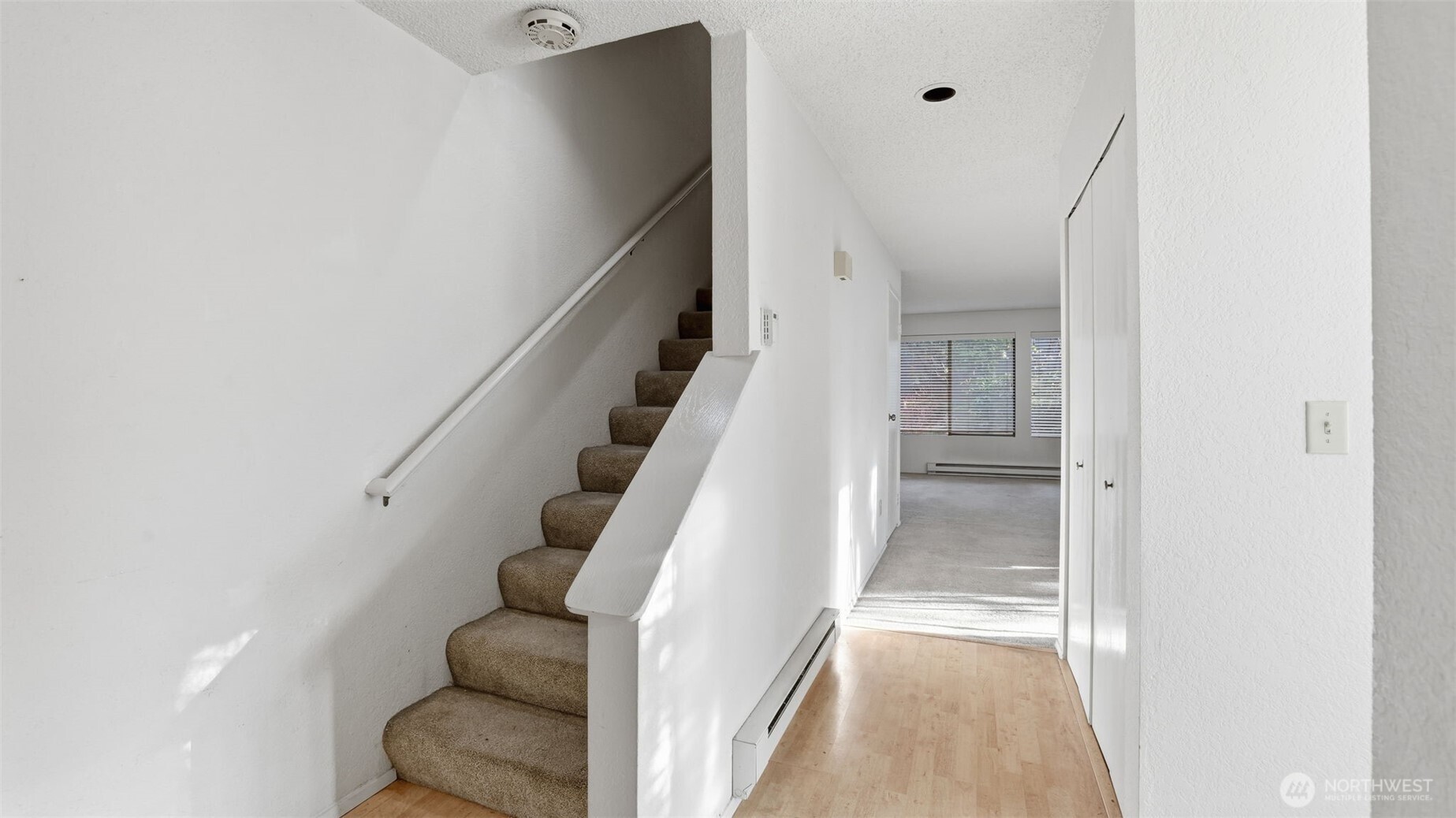 1850 Grant Avenue D5 Property Photo 4
