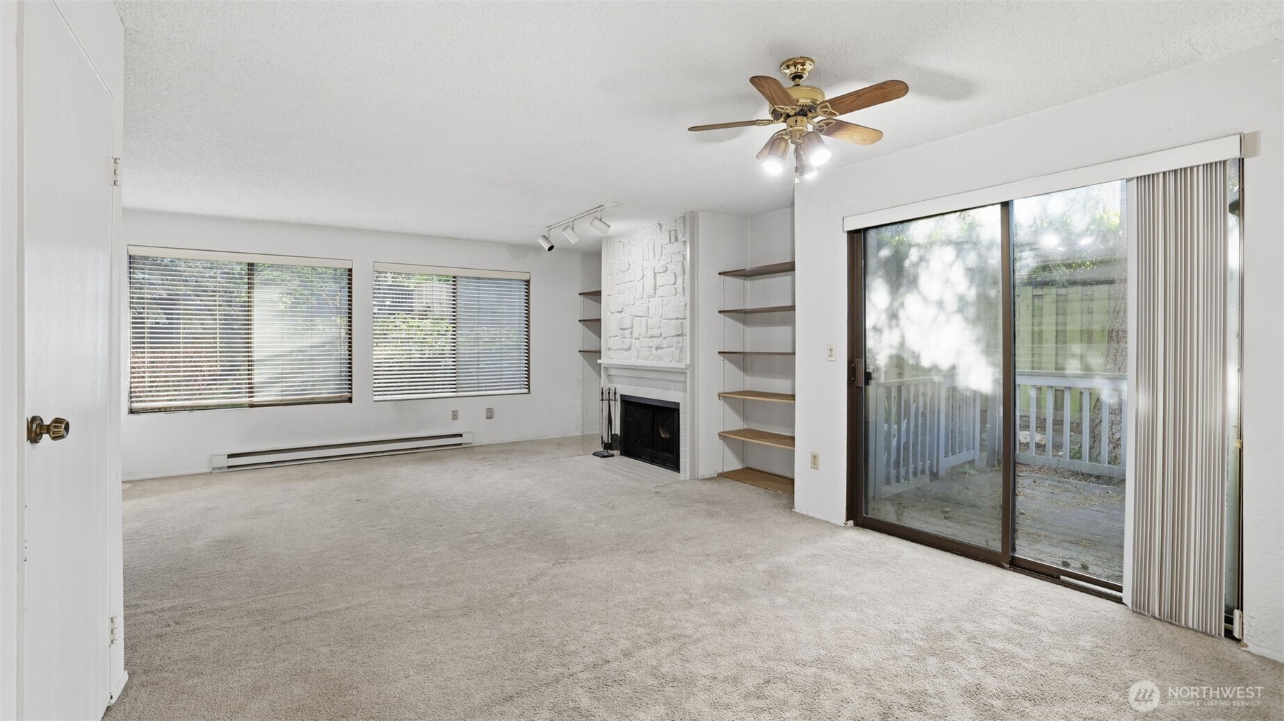 1850 Grant Avenue D5 Property Photo 5