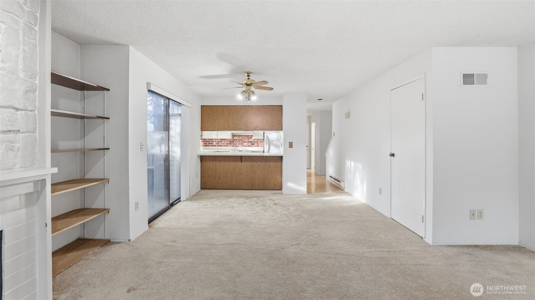 1850 Grant Avenue D5 Property Photo 8