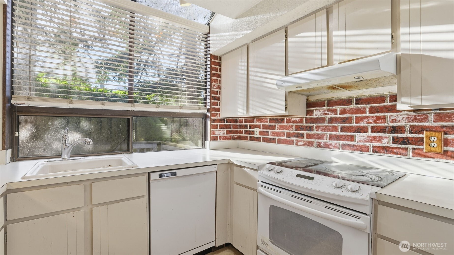 1850 Grant Avenue D5 Property Photo 12