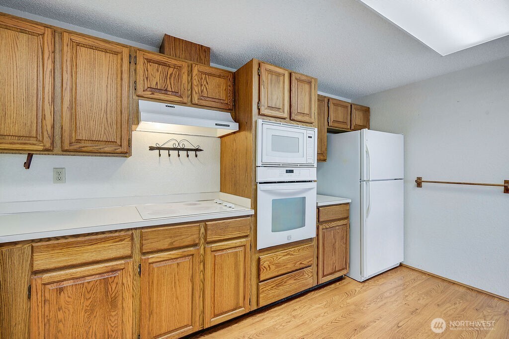 261 Verner Avenue Property Photo 23