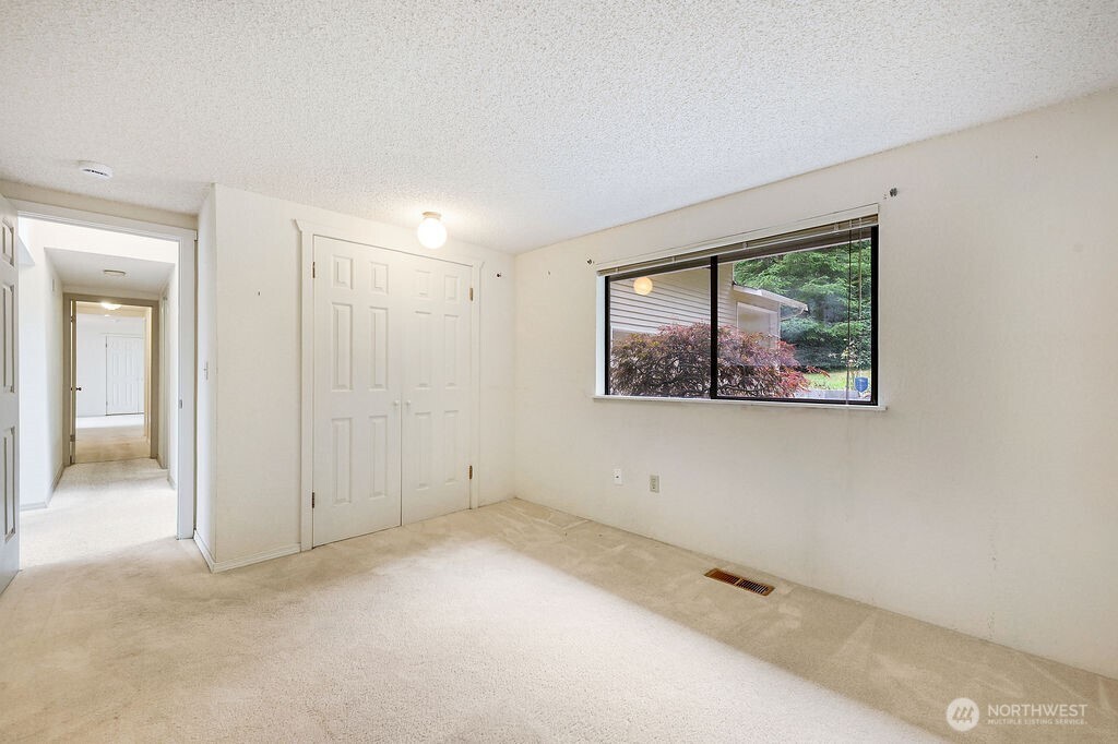 261 Verner Avenue Property Photo 26