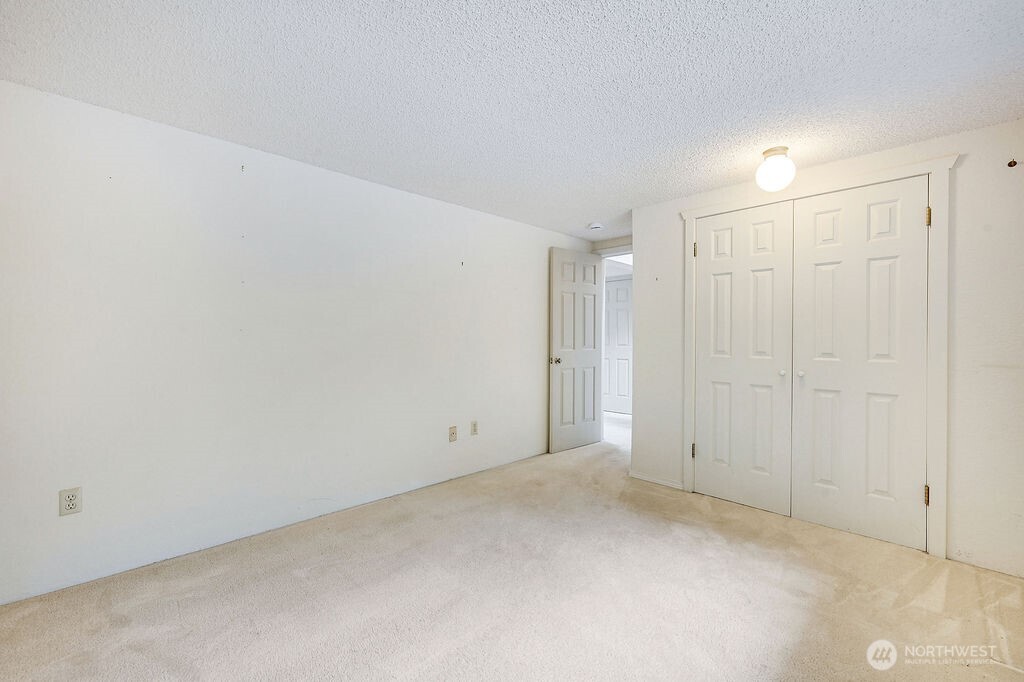 261 Verner Avenue Property Photo 32