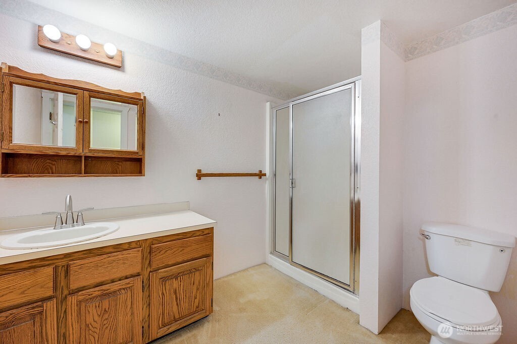 261 Verner Avenue Property Photo 33