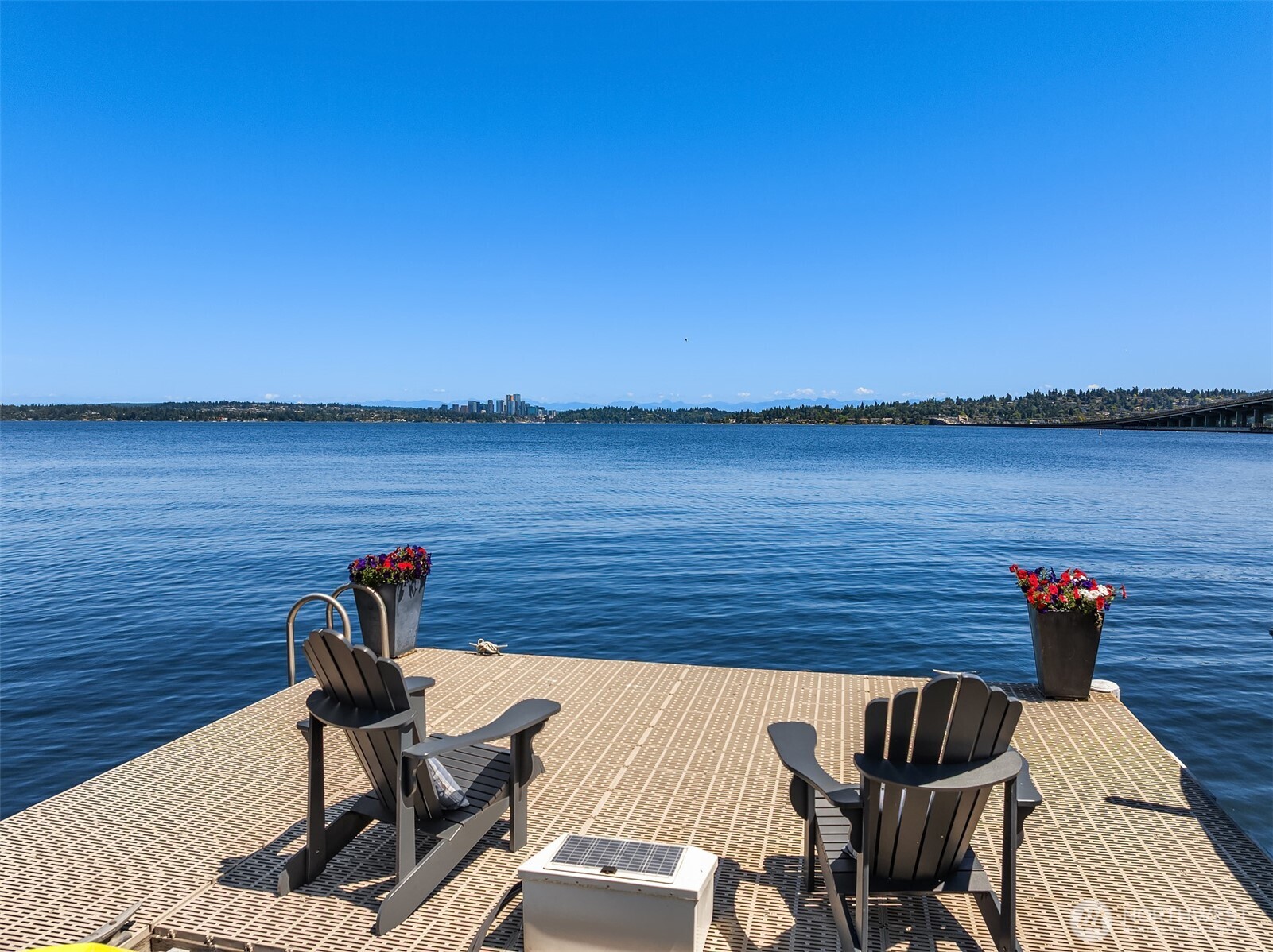 1318 Lakeside Avenue Property Photo 31