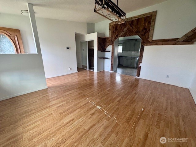 3215 Williams Avenue Property Photo 7