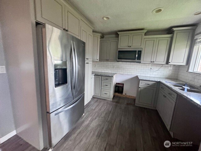 3215 Williams Avenue Property Photo 10