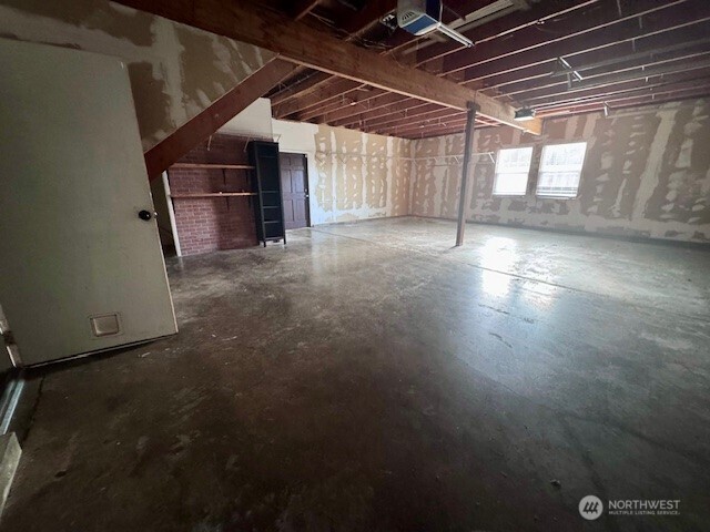 3215 Williams Avenue Property Photo 27